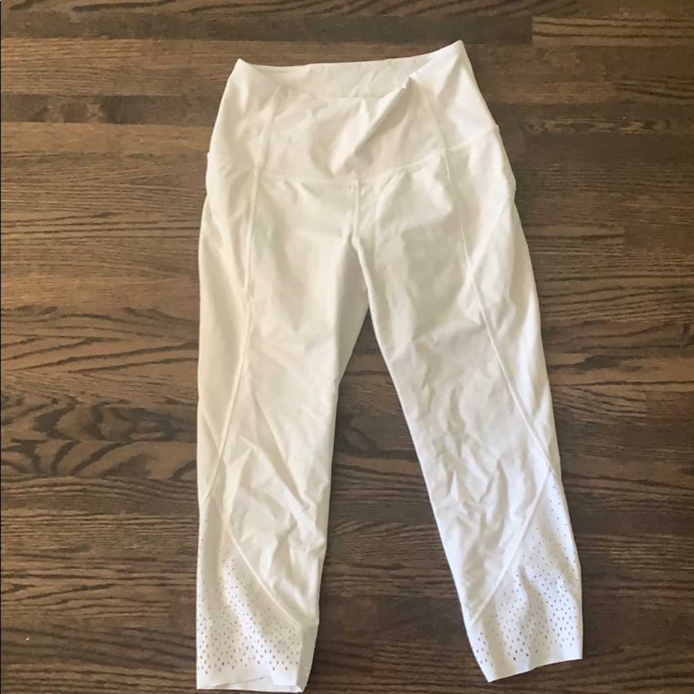 Lululemon Cropped Leggings White Size 6 Rare